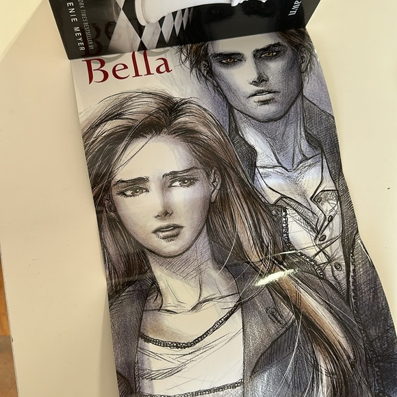 Twilight Breaking Dawn (Special Edition) Book - Picture 4 of 5